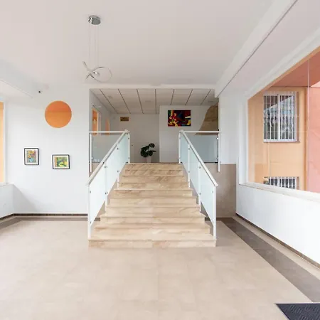 La Colina Appartement *