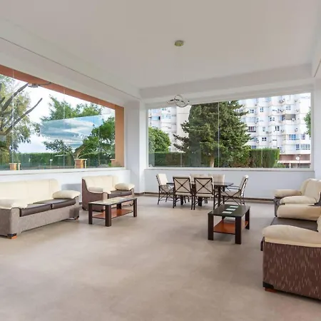 Apartment La Colina *